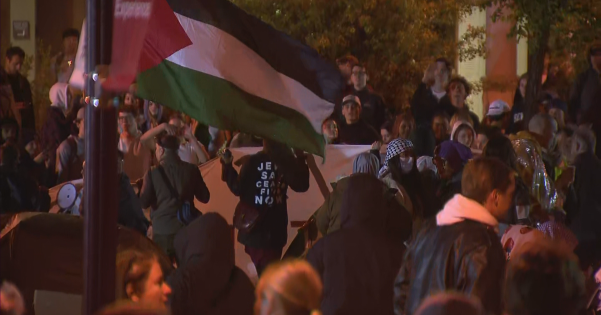 Demonstrators at University of Denver gather at pro-Palestinian encampment amid order to leave