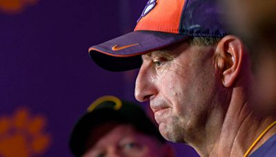 Clemson gets lowest preseason AP poll ranking in 10 years. No votes for USC