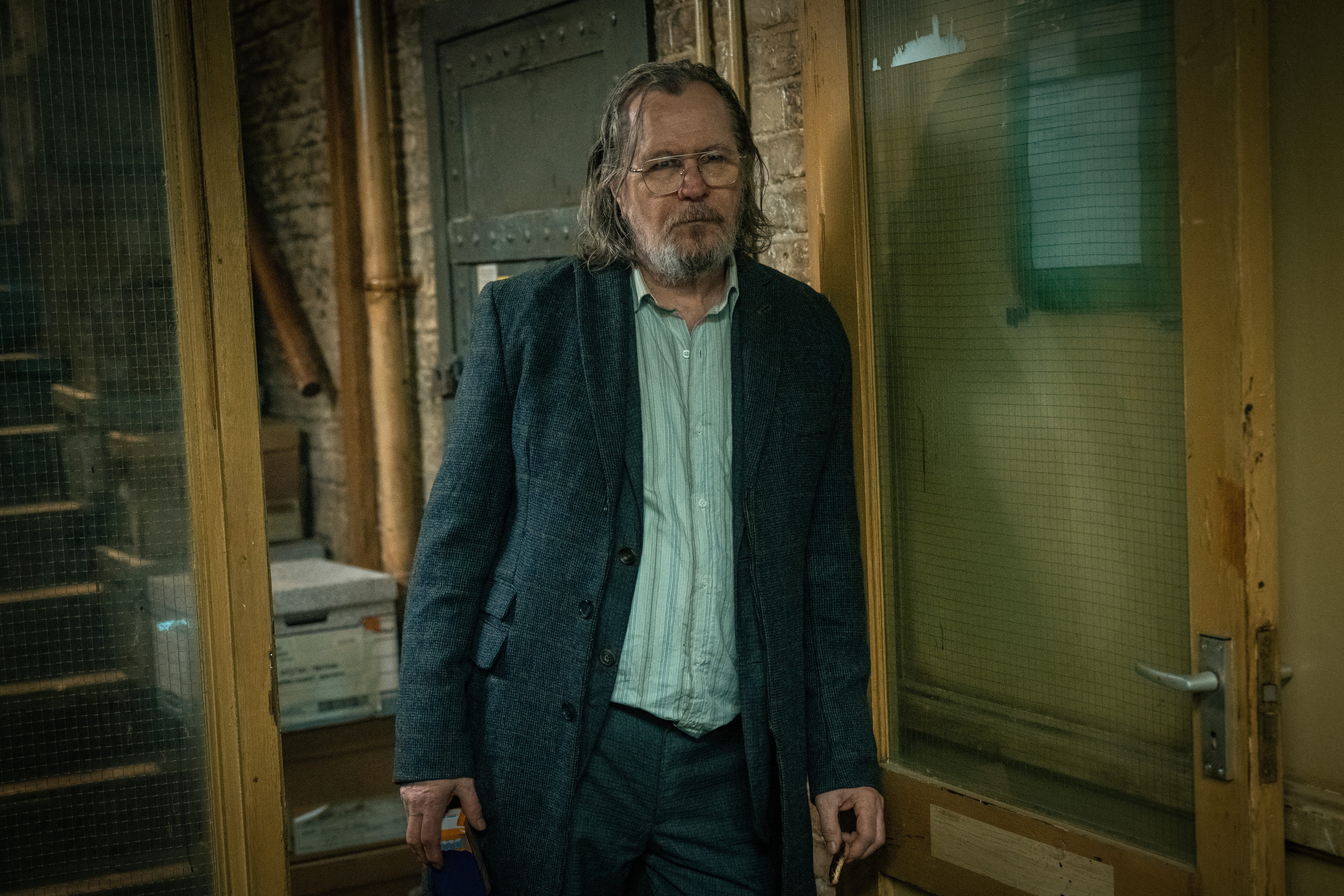 Gary Oldman talks 'Slow Horses' Season 4 and how he chooses roles 'by just saying no'