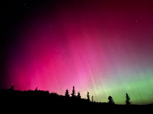 Northern Lights color the Colorado sky Friday night, light show to return Sunday