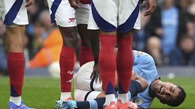 Man City waiting for results of scans on Rodri’s knee injury amid ACL fears