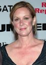 Elizabeth Perkins