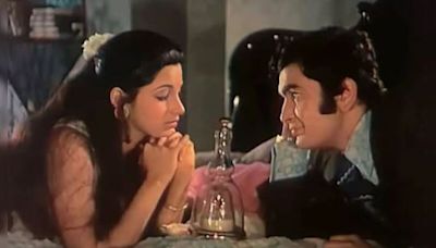 The Reason Raj Kapoor Met Dimple Kapadia When She Was 12: "Was Suffering From Leprosy"