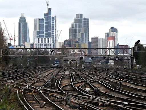 【英國PMI】7月商務活動向好 企業信心反彈