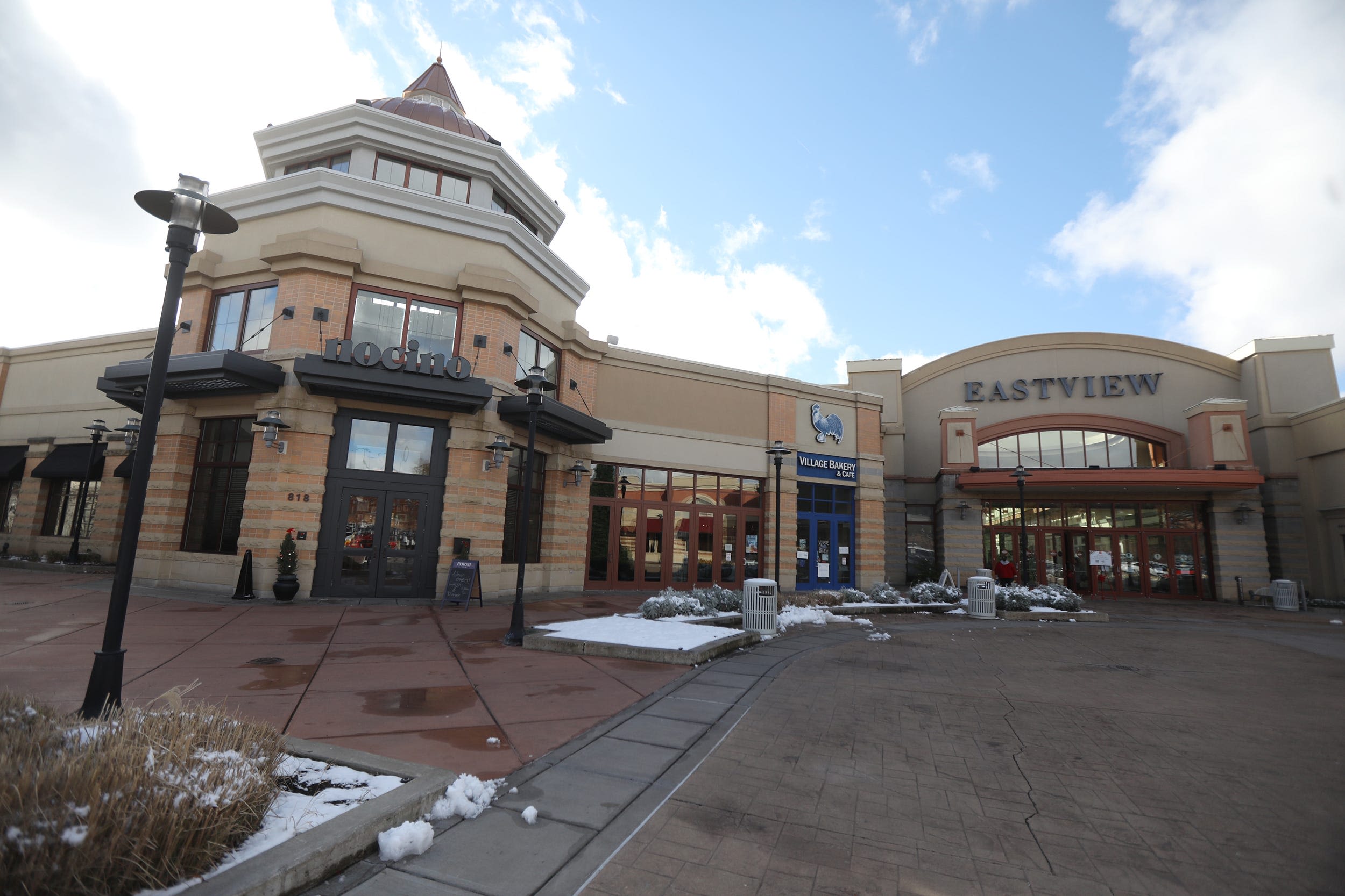 Local Italian restaurant closes at Eastview Mall in Victor