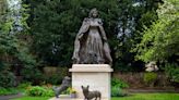 First Queen Elizabeth II Memorial Statue Unveiled, with a Smile and Three Corgis, in England