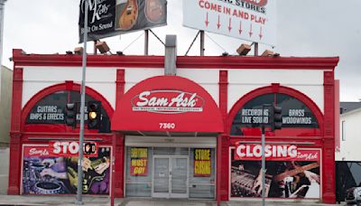 Music retailer Sam Ash officially shuts down stores