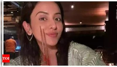 Rakul Preet greets fans on World Sushi Day; shares photo of her waiting to dig in | Hindi Movie News - Times of India