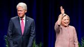 Bill y Hillary Clinton respaldaron la decisión de Joe Biden