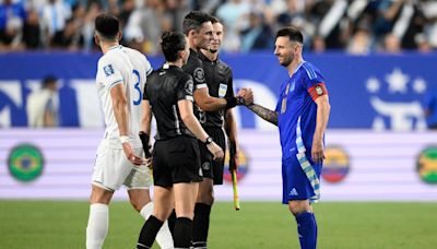 Lionel Messi scores twice in return to Argentina lineup in 4-1 win over Guatemala