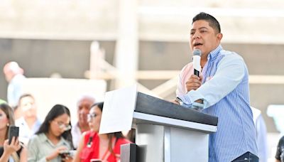 Llama gobernador de SLP a empresarios a comprometerse con desarrollo del estado