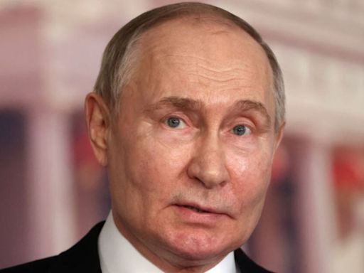 Paranoid Putin's assassination fears explode as bulletproof vest claim made