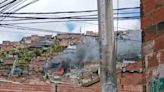 Trágico incendio al sur de Bogotá: tres casas destruidas y bomberos atienden emergencia