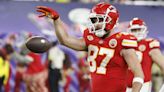 Kansas City Chiefs sign tight end Travis Kelce to new record contract