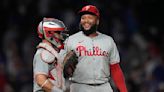 Edmundo Sosa, Whit Merrifield drive in runs in 8th, Phillies top Cubs 5-3