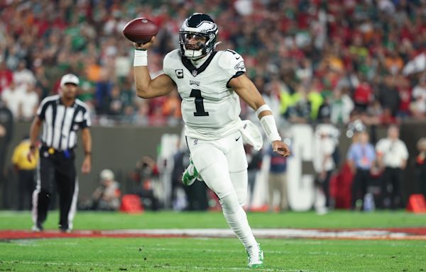 WATCH: Eagles star QB announces the creation of the Jalen Hurts Foundation