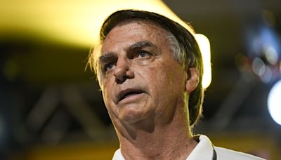 Bolsonaro critica Kassab, mas apoiará candidatos do PSD a prefeito