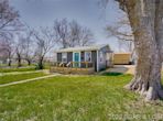 450 W 11th St, Eldon MO 65026