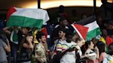 Mali-Israël aux JO 2024 : l’hymne israélien sifflé et des drapeaux palestiniens brandis pendant le match