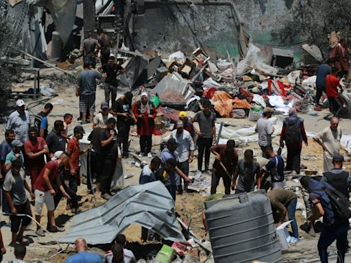 Mueren 15 en bombardeo a escuela en Gaza, Hamás se retira de negociaciones por un alto el fuego