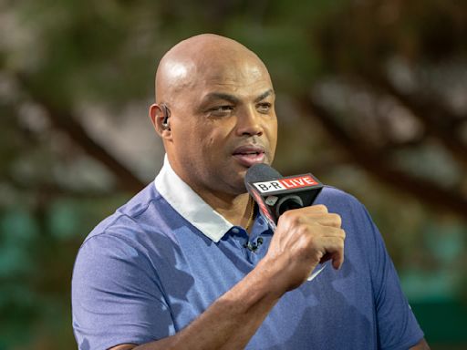 Charles Barkley's Touching Tribute to Bill Walton Resonates Deeply with NBA Fans