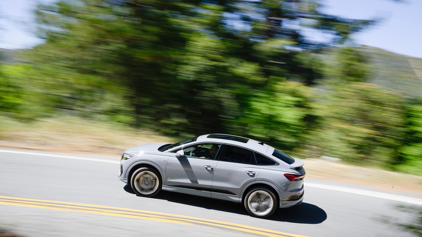 View Photos of the 2024 Audi Q4 Sportback 55 e-tron