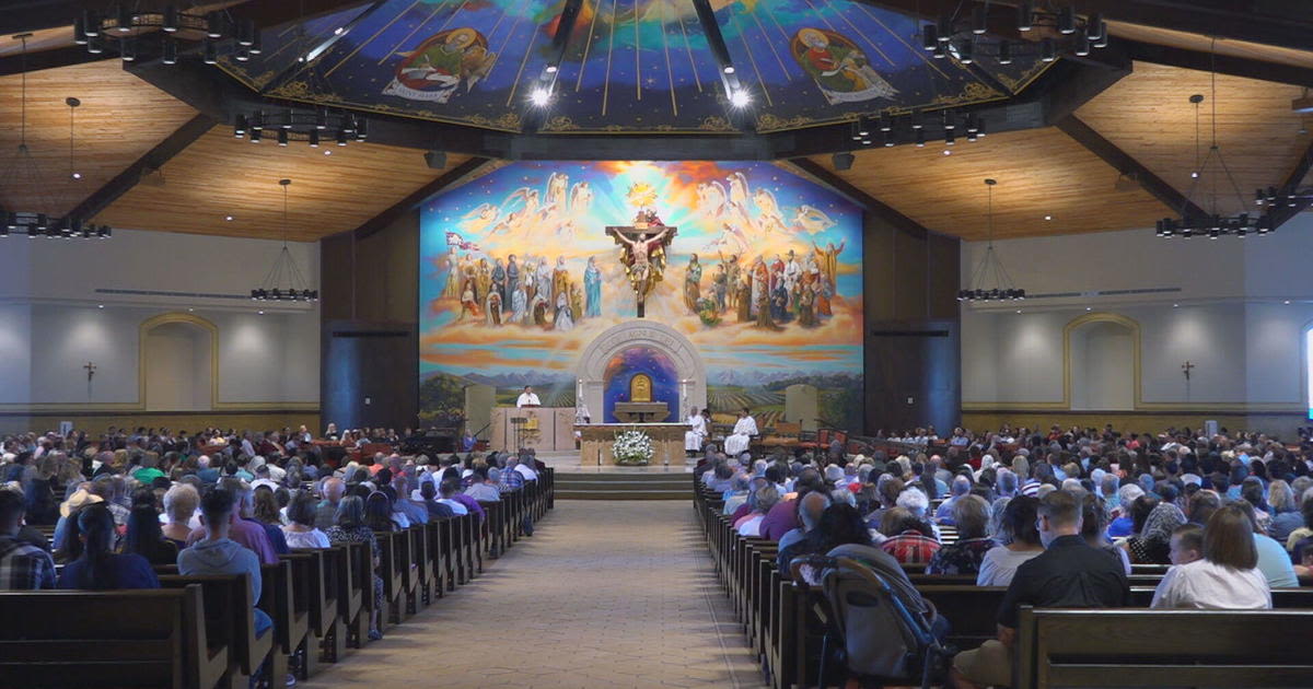 Catholic priest shortage gives rise to "megachurch" as parishes expand