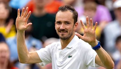 Wimbledon 2024: Daniil Medvedev Defeats Jannik Sinner In 5-Set Thriller To Advance To Semifinal