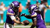 Con TD tardío de Cook, Vikings superan 24-16 a Dolphins