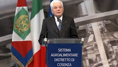 Autonomia, Mattarella avverte: “Una separazione delle strade tra Nord e Sud porterebbe gravi danni a tutti”