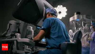 Nonagenarian treated for stomach cancer with robotic-assisted surgery | Kolkata News - Times of India