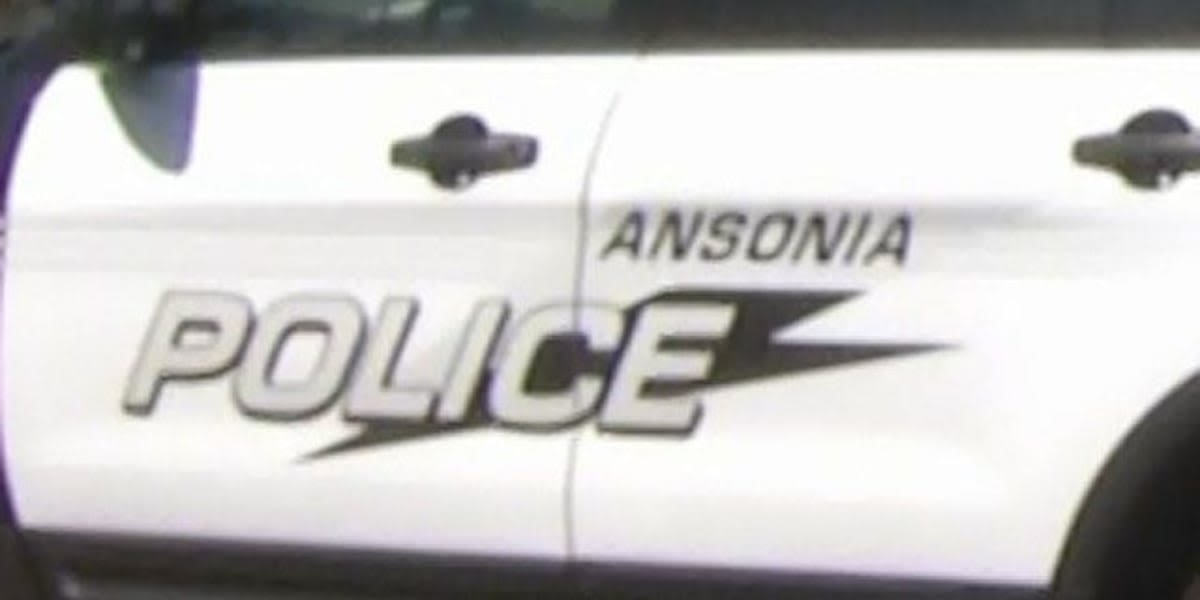 Police investigating armed robbery at Ansonia smoke shop