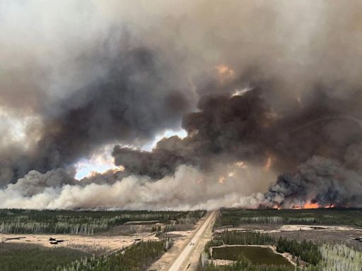 Smoke from Canadian wildfires reaches US, Minnesota under air quality alert