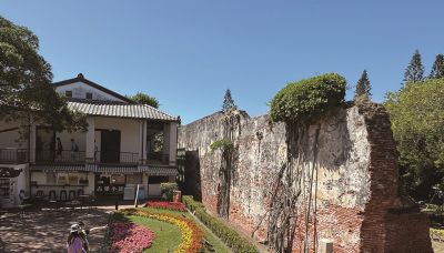 無台南甜紅磚道與老屋顏 相遇世界400年的印記