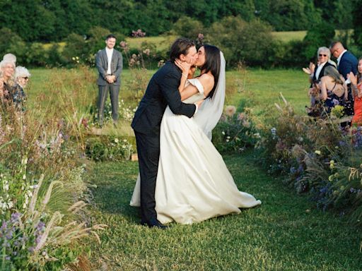 Jesse Light Wore 3 Vivienne Westwood Dresses To Marry Jesse Bongiovi Surrounded By Wildflowers In The English Countryside