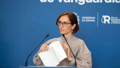 Mónica García asegura que hay "mucha irregularidad" entre las CCAA en la preparación de plantillas para el verano