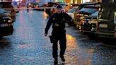 Al menos 14 muertos y decenas de heridos en un tiroteo en una universidad en el centro de Praga