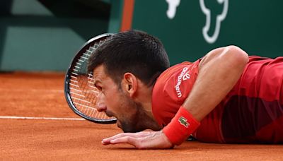 Djokovic cae en barrena