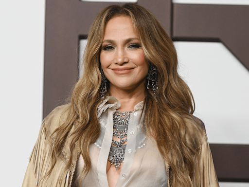 Insiders Reveal That Jennifer Lopez Is Reportedly Looking at These Young Hollywood ‘Hunks’ for a Rebound