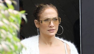 Jennifer Lopez se sincera sobre lo "frágil" y asustada" que está en su nuevo "comienzo" que afronta con "valentía"