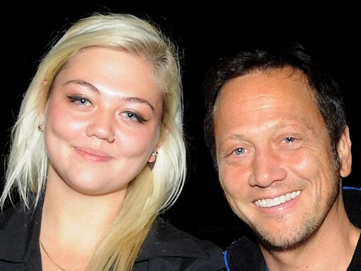 Elle King details 'toxic' relationship with dad Rob Schneider: 'He's just not nice'