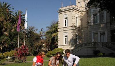 Últimos días para acceder a las becas universitarias del Santander
