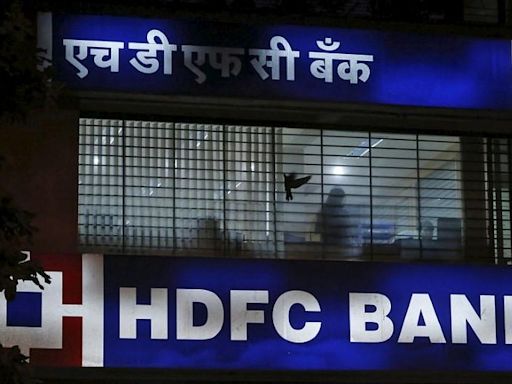 140 million HDFC Bank, Axis customers may face service interruption