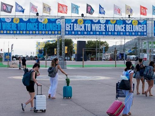 Arranca el Festival Internacional de Benicàssim: se reduce el número de asistentes y la duración del espectáculo