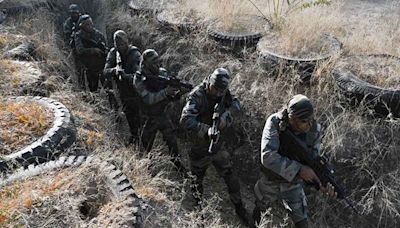 J&K Terror Threat: Indian Army Deploys 500 Elite Para Special Forces Commandos To Counter Terrorism