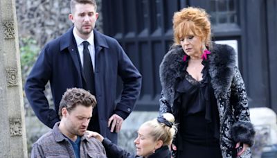 EastEnders fans sussed truth behind shock Carter funeral - good news for Linda