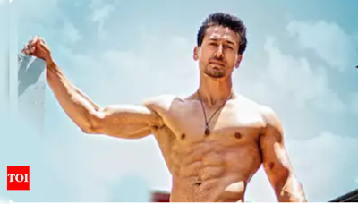 Tiger Shroff shares video of young fan holding a plank for 25 minutes, says, ' Kaash main bhi kar pata bhai': see inside - Times of India