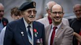 ‘Nobody wins’: B.C. D-Day vet honoured in France shares his thoughts on war