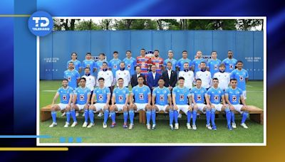 Cruz Azul se toma la foto oficial del Apertura 2024 con todo el equipo