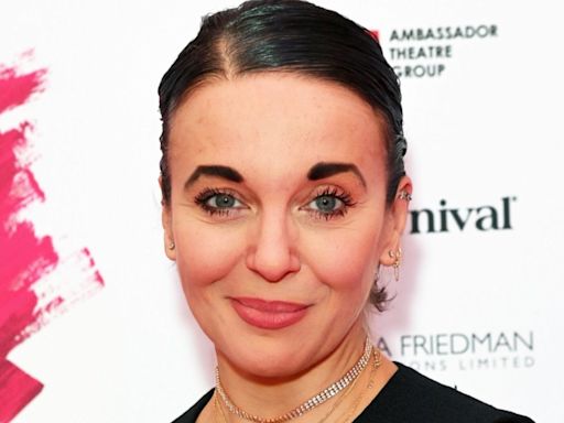 Police investigate Amanda Abbington 'death threat'